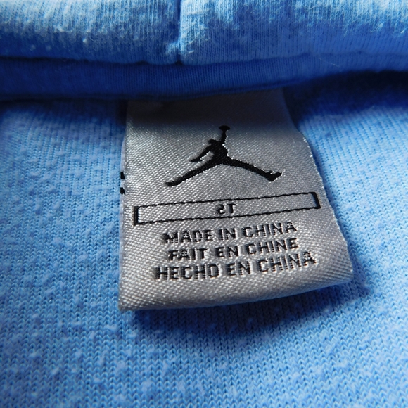 jacket - Picture 2 of 4